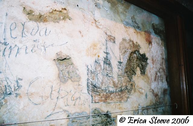Drawings on the dungeon walls
