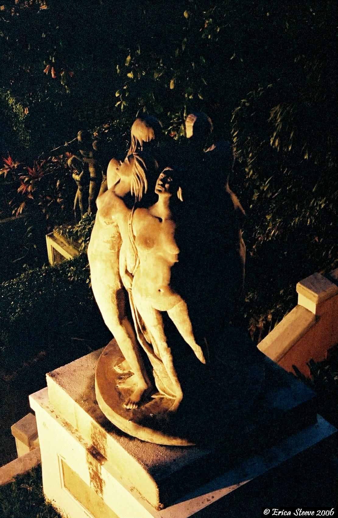 Statue in a garden in Puerto Rico