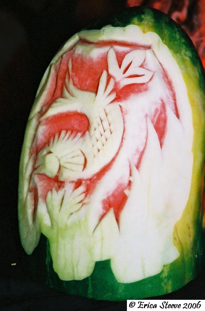 I've heard of pumpken carving, but watermelon!?!