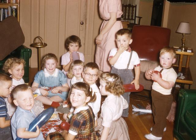 1960, 04: Sharon's birthday party
